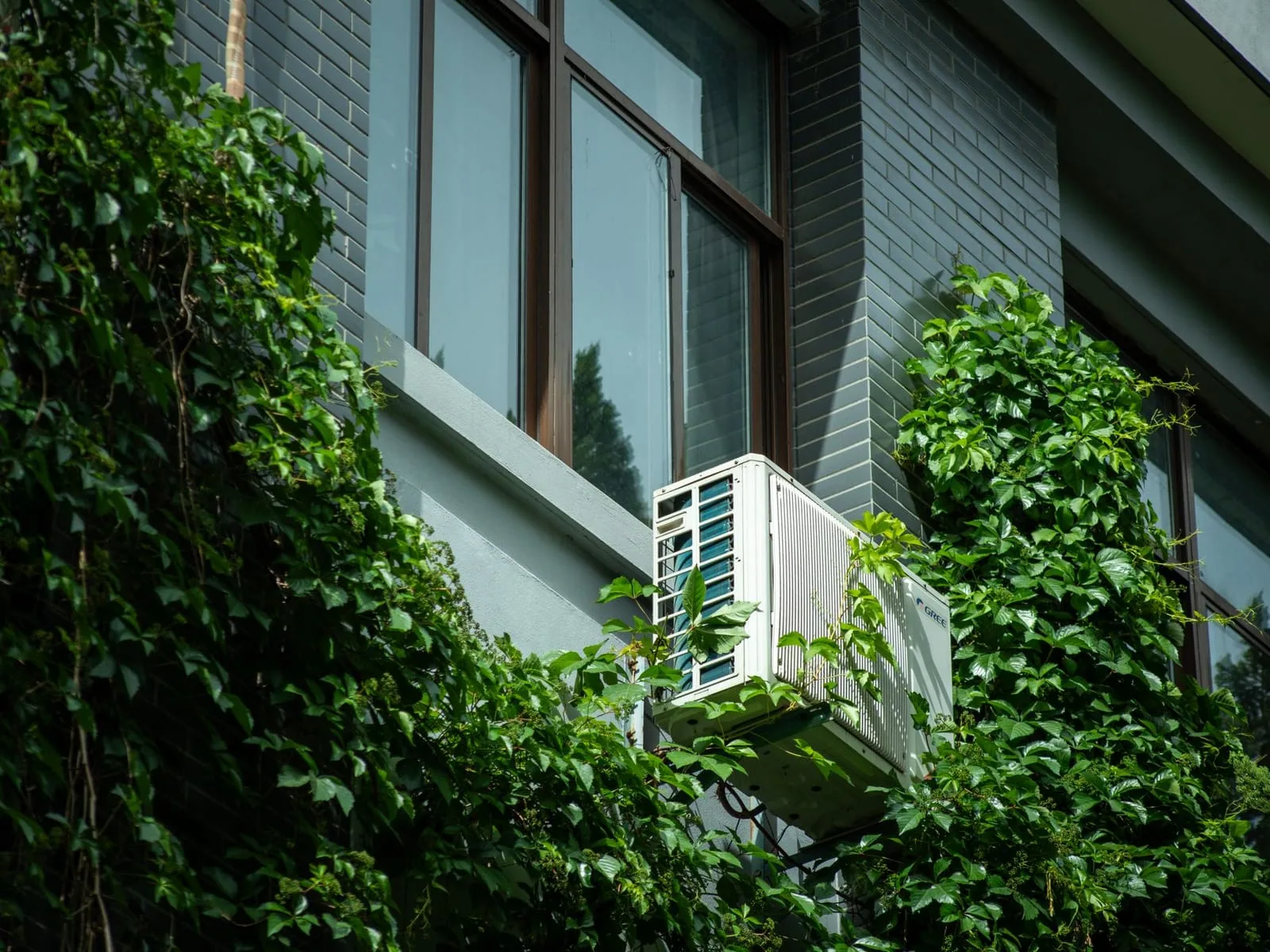 Energy-efficient home with an air conditioner unit
